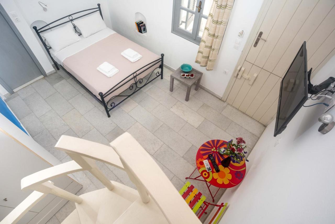 Depis Apartments & Suites Naxos City Екстер'єр фото