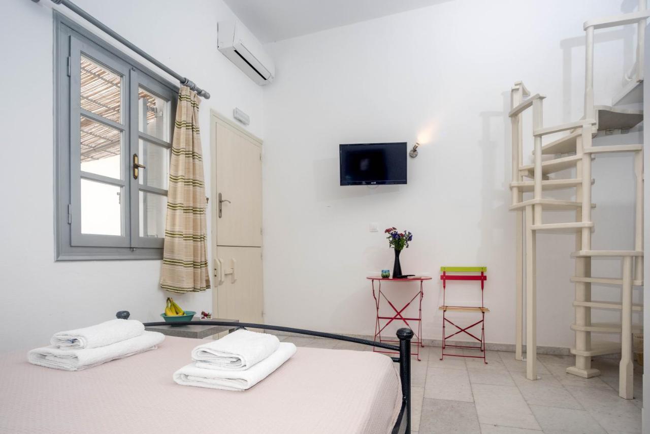 Depis Apartments & Suites Naxos City Екстер'єр фото